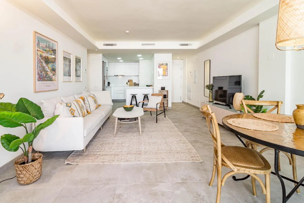 Inf32J- Lovely City Apartment Close To Beach Estepona 0*,